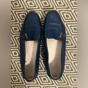 Gucci Blue Leather Driver Loafers size 7.5